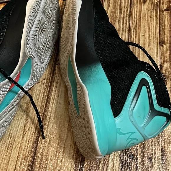 ? ⛹?‍♂️ ?• ⚫️ Air Jordan x Melo Vibes ⚫️ • ⛹?‍♂️?⛹?‍♂️ Jordan | Shoes | Air Jordan X Melo Vibes | Poshmark main image 3
